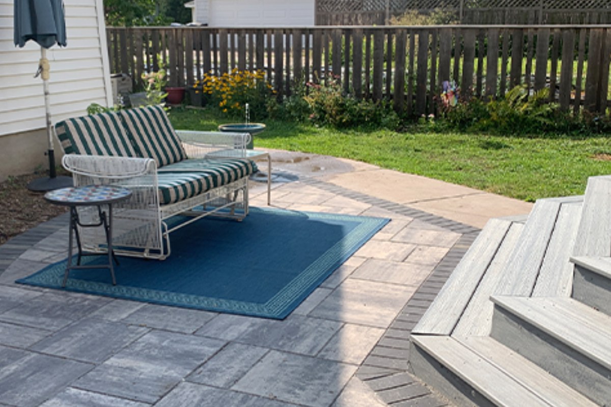 A Backyard Comes to Life After 40 Years Featured Image